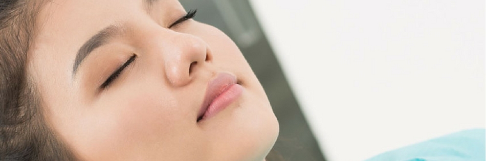 woman under sleep dentistry sedation